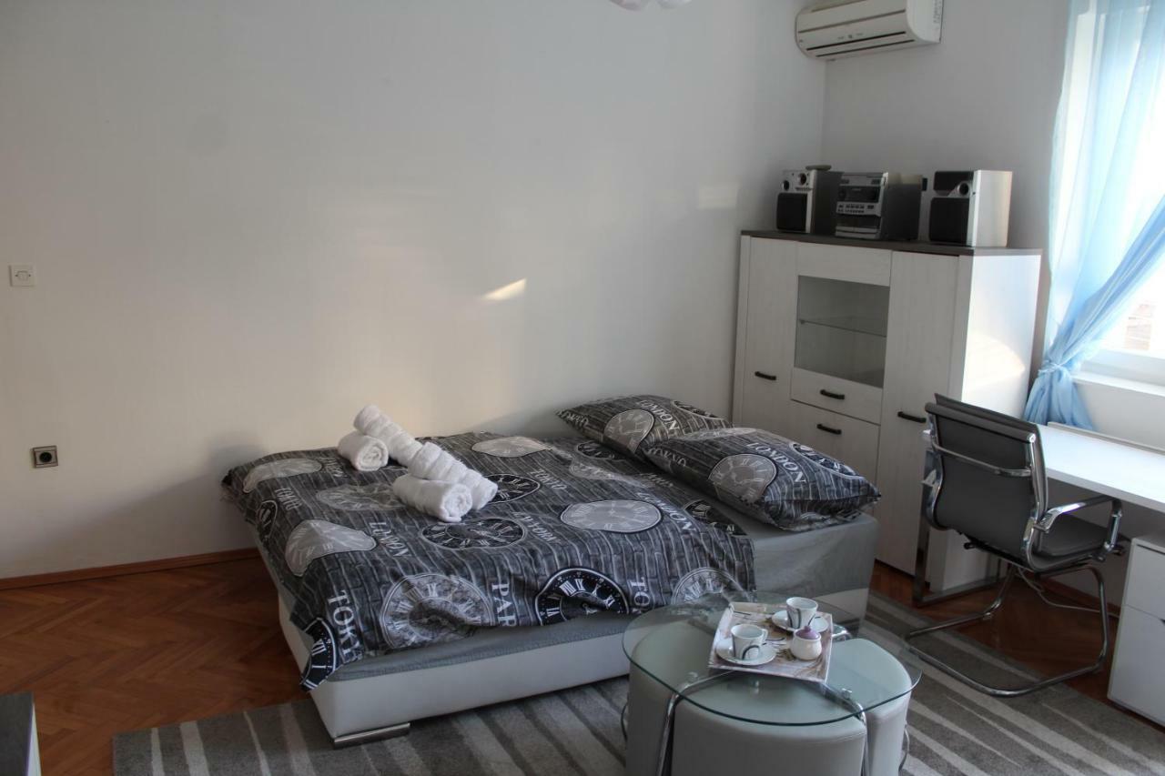 Cozy Apartment Mihaela With Balcony, Near Park Marjan & Old Town - Quiet Neighborhood Σπλιτ Εξωτερικό φωτογραφία